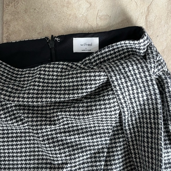 Wilfred skirt size 0 - Picture 4 of 4